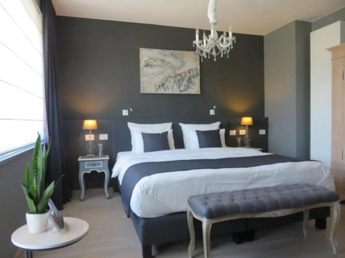 B&B De Goede 13 Bruges 4*,  Belgium